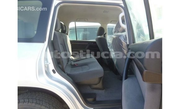 Buy Import Toyota Land Cruiser Other Car in Import - Dubai in Anse-la-Raye Buy Import Toyota Land Cruiser Other Car in Import - Dubai in Anse-la-Raye