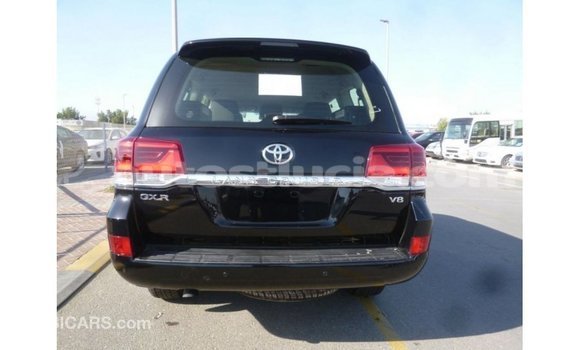 Acheter Import Voiture Toyota Land Cruiser Noir à Import - Dubai, Anse-la-Raye Acheter Import Voiture Toyota Land Cruiser Noir à Import - Dubai, Anse-la-Raye
