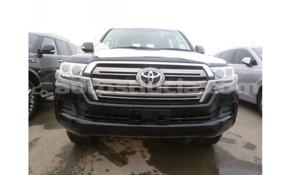 Acheter Import Voiture Toyota Land Cruiser Noir à Import - Dubai, Anse-la-Raye Acheter Import Voiture Toyota Land Cruiser Noir à Import - Dubai, Anse-la-Raye