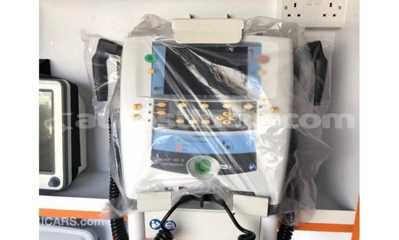 Buy Import Toyota Hiace White Car in Import - Dubai in Anse-la-Raye Buy Import Toyota Hiace White Car in Import - Dubai in Anse-la-Raye