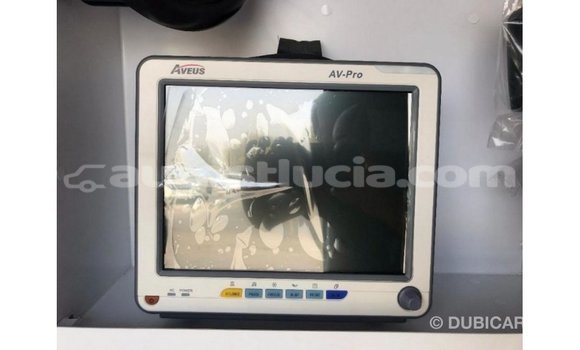 Buy Import Toyota Hiace White Car in Import - Dubai in Anse-la-Raye Buy Import Toyota Hiace White Car in Import - Dubai in Anse-la-Raye