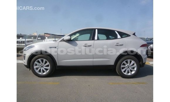 Acheter Import Voiture Jaguar E-Pace Blanc à Import - Dubai, Anse-la-Raye Acheter Import Voiture Jaguar E-Pace Blanc à Import - Dubai, Anse-la-Raye