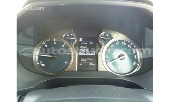 Buy Import Toyota Prado White Car in Import - Dubai in Anse-la-Raye Buy Import Toyota Prado White Car in Import - Dubai in Anse-la-Raye