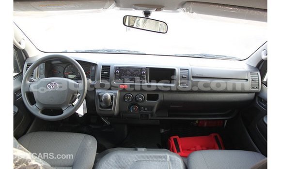 Buy Import Toyota Hiace White Car in Import - Dubai in Anse-la-Raye Buy Import Toyota Hiace White Car in Import - Dubai in Anse-la-Raye