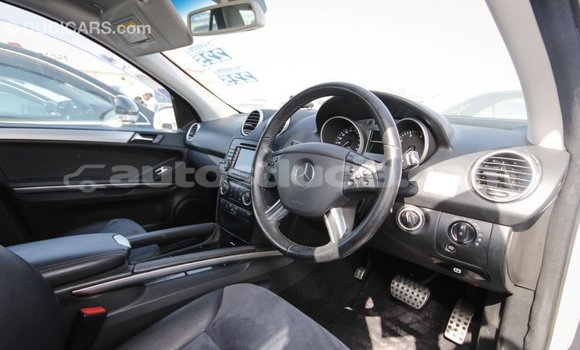 Buy Import Mercedes-Benz 190 (W201) Other Car in Import - Dubai in Anse-la-Raye Buy Import Mercedes-Benz 190 (W201) Other Car in Import - Dubai in Anse-la-Raye