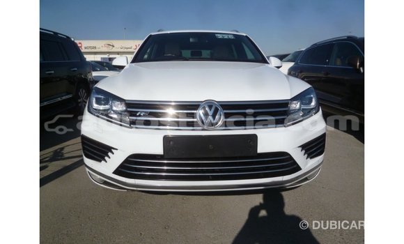 Buy Import Volkswagen Touareg White Car in Import - Dubai in Anse-la-Raye Buy Import Volkswagen Touareg White Car in Import - Dubai in Anse-la-Raye
