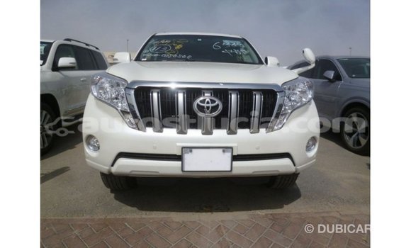 Acheter Import Voiture Toyota Prado Blanc à Import - Dubai, Anse-la-Raye Acheter Import Voiture Toyota Prado Blanc à Import - Dubai, Anse-la-Raye