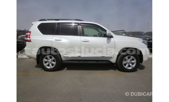 Acheter Import Voiture Toyota Prado Blanc à Import - Dubai, Anse-la-Raye Acheter Import Voiture Toyota Prado Blanc à Import - Dubai, Anse-la-Raye