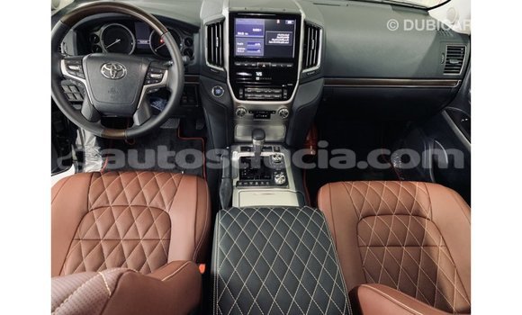 Buy Import Toyota Land Cruiser Black Car in Import - Dubai in Anse-la-Raye Buy Import Toyota Land Cruiser Black Car in Import - Dubai in Anse-la-Raye