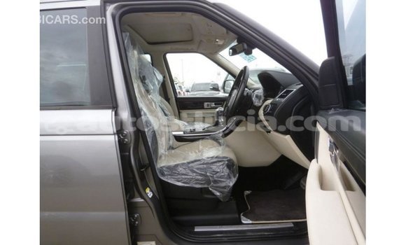 Buy Import Land Rover Range Rover Other Car in Import - Dubai in Anse-la-Raye Buy Import Land Rover Range Rover Other Car in Import - Dubai in Anse-la-Raye