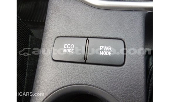 Acheter Import Voiture Toyota Hilux Noir à Import - Dubai, Anse-la-Raye Acheter Import Voiture Toyota Hilux Noir à Import - Dubai, Anse-la-Raye