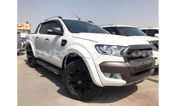 Acheter Import Voiture Ford Ranger Blanc à Import - Dubai, Anse-la-Raye Acheter Import Voiture Ford Ranger Blanc à Import - Dubai, Anse-la-Raye