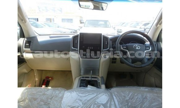 Buy Import Toyota Land Cruiser White Car in Import - Dubai in Anse-la-Raye Buy Import Toyota Land Cruiser White Car in Import - Dubai in Anse-la-Raye