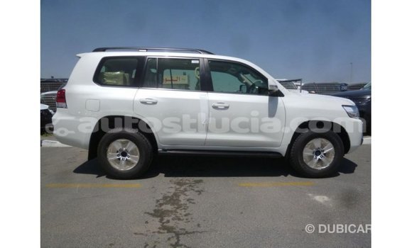 Buy Import Toyota Land Cruiser White Car in Import - Dubai in Anse-la-Raye Buy Import Toyota Land Cruiser White Car in Import - Dubai in Anse-la-Raye