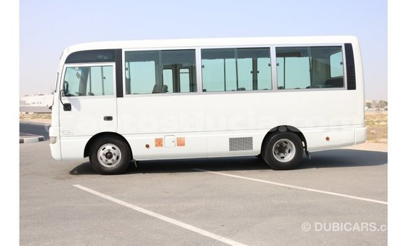 Buy Import Nissan Evalia White Truck in Import - Dubai in Anse-la-Raye Buy Import Nissan Evalia White Truck in Import - Dubai in Anse-la-Raye