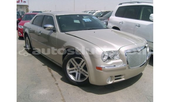 Buy Import Chrysler 300 Beige Car in Import - Dubai in Anse-la-Raye