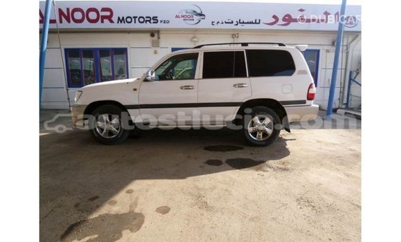 Buy Import Toyota Land Cruiser White Car in Import - Dubai in Anse-la-Raye Buy Import Toyota Land Cruiser White Car in Import - Dubai in Anse-la-Raye