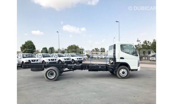 Buy Import Mitsubishi L400 White Truck in Import - Dubai in Anse-la-Raye Buy Import Mitsubishi L400 White Truck in Import - Dubai in Anse-la-Raye