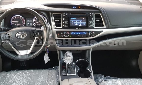 Buy Import Toyota Highlander Other Car in Import - Dubai in Anse-la-Raye Buy Import Toyota Highlander Other Car in Import - Dubai in Anse-la-Raye