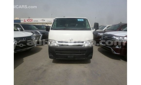 Buy Import Toyota Hiace White Car in Import - Dubai in Anse-la-Raye Buy Import Toyota Hiace White Car in Import - Dubai in Anse-la-Raye