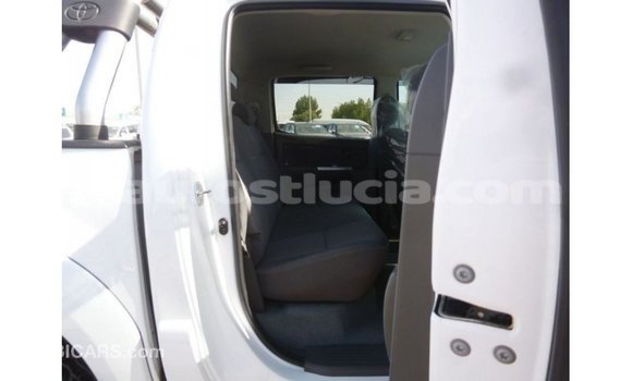 Buy Import Toyota Hilux White Car in Import - Dubai in Anse-la-Raye Buy Import Toyota Hilux White Car in Import - Dubai in Anse-la-Raye