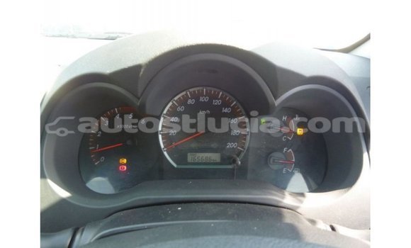 Buy Import Toyota Hilux White Car in Import - Dubai in Anse-la-Raye Buy Import Toyota Hilux White Car in Import - Dubai in Anse-la-Raye