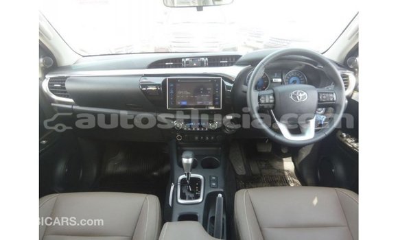 Buy Import Toyota Hilux Black Car in Import - Dubai in Anse-la-Raye Buy Import Toyota Hilux Black Car in Import - Dubai in Anse-la-Raye