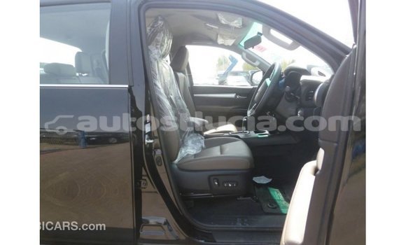 Buy Import Toyota Hilux Black Car in Import - Dubai in Anse-la-Raye Buy Import Toyota Hilux Black Car in Import - Dubai in Anse-la-Raye