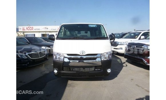 Buy Import Toyota Hiace White Car in Import - Dubai in Anse-la-Raye Buy Import Toyota Hiace White Car in Import - Dubai in Anse-la-Raye