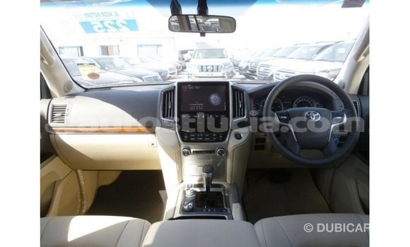 Buy Import Toyota Land Cruiser White Car in Import - Dubai in Anse-la-Raye Buy Import Toyota Land Cruiser White Car in Import - Dubai in Anse-la-Raye