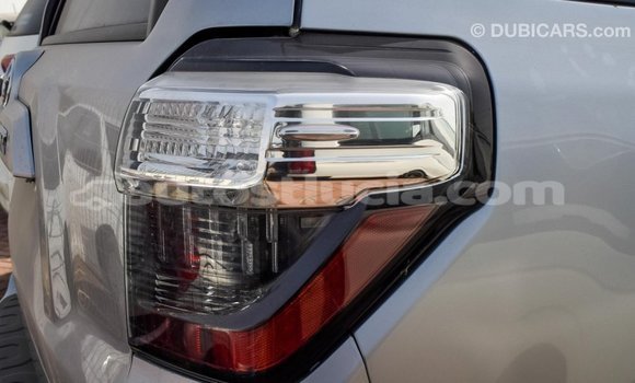 Buy Import Toyota HiAce Other Truck in Import - Dubai in Anse-la-Raye Buy Import Toyota HiAce Other Truck in Import - Dubai in Anse-la-Raye