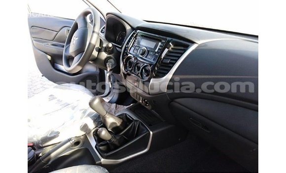 Buy Import Mitsubishi L200 White Car in Import - Dubai in Anse-la-Raye Buy Import Mitsubishi L200 White Car in Import - Dubai in Anse-la-Raye