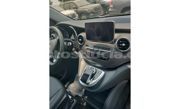 Buy Import Mercedes-Benz 250 Black Car in Import - Dubai in Anse-la-Raye Buy Import Mercedes-Benz 250 Black Car in Import - Dubai in Anse-la-Raye