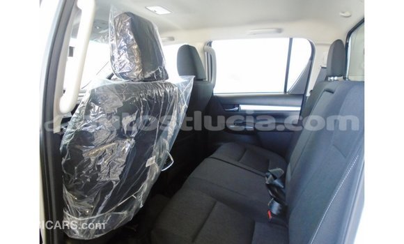 Buy Import Toyota Hilux White Car in Import - Dubai in Anse-la-Raye Buy Import Toyota Hilux White Car in Import - Dubai in Anse-la-Raye