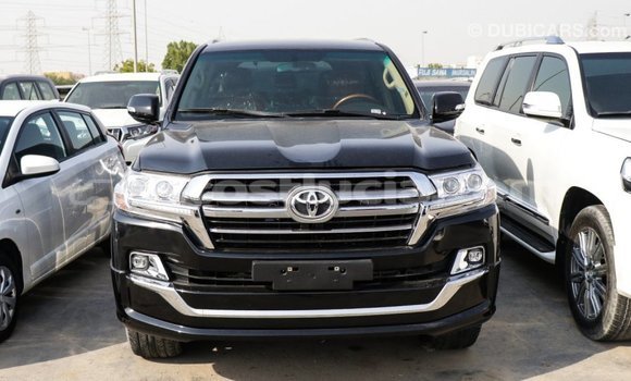 Acheter Import Voiture Toyota Land Cruiser Noir à Import - Dubai, Anse-la-Raye Acheter Import Voiture Toyota Land Cruiser Noir à Import - Dubai, Anse-la-Raye