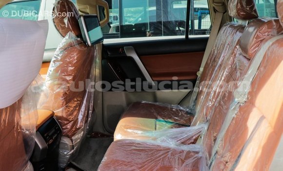 Acheter Import Voiture Toyota Prado Rouge à Import - Dubai, Anse-la-Raye Acheter Import Voiture Toyota Prado Rouge à Import - Dubai, Anse-la-Raye