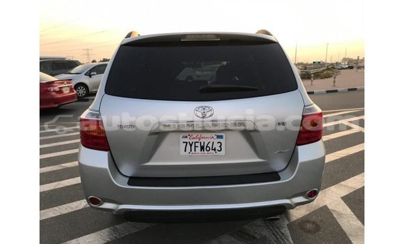Buy Import Toyota Highlander Other Car in Import - Dubai in Anse-la-Raye Buy Import Toyota Highlander Other Car in Import - Dubai in Anse-la-Raye