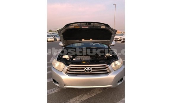 Buy Import Toyota Highlander Other Car in Import - Dubai in Anse-la-Raye Buy Import Toyota Highlander Other Car in Import - Dubai in Anse-la-Raye