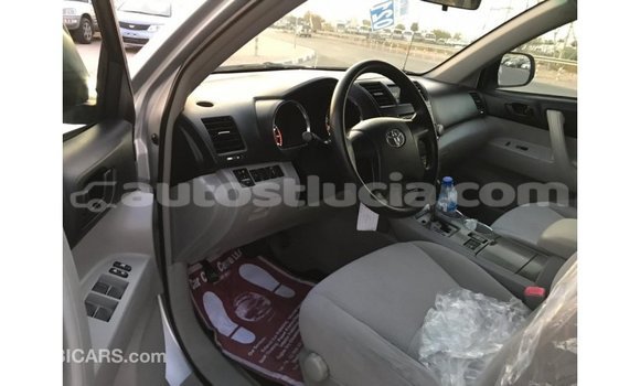 Buy Import Toyota Highlander Other Car in Import - Dubai in Anse-la-Raye Buy Import Toyota Highlander Other Car in Import - Dubai in Anse-la-Raye