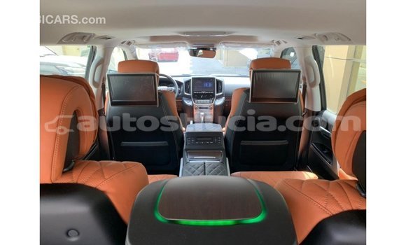 Buy Import Toyota Land Cruiser Black Car in Import - Dubai in Anse-la-Raye Buy Import Toyota Land Cruiser Black Car in Import - Dubai in Anse-la-Raye