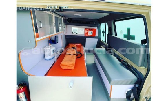 Buy Import Toyota Land Cruiser Beige Car in Import - Dubai in Anse-la-Raye Buy Import Toyota Land Cruiser Beige Car in Import - Dubai in Anse-la-Raye