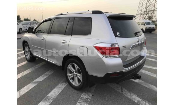 Buy Import Toyota Highlander Other Car in Import - Dubai in Anse-la-Raye Buy Import Toyota Highlander Other Car in Import - Dubai in Anse-la-Raye
