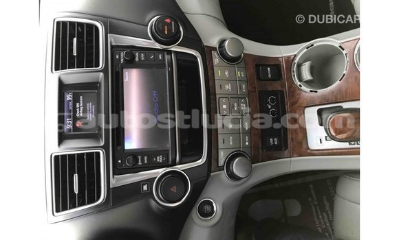Buy Import Toyota Highlander Other Car in Import - Dubai in Anse-la-Raye Buy Import Toyota Highlander Other Car in Import - Dubai in Anse-la-Raye