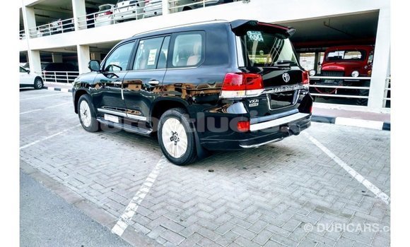 Buy Import Toyota Land Cruiser Black Car in Import - Dubai in Anse-la-Raye Buy Import Toyota Land Cruiser Black Car in Import - Dubai in Anse-la-Raye