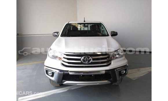 Buy Import Toyota Hilux White Car in Import - Dubai in Anse-la-Raye Buy Import Toyota Hilux White Car in Import - Dubai in Anse-la-Raye