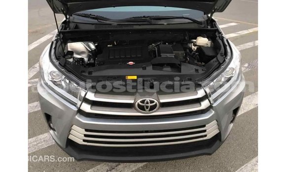 Buy Import Toyota Highlander Other Car in Import - Dubai in Anse-la-Raye Buy Import Toyota Highlander Other Car in Import - Dubai in Anse-la-Raye