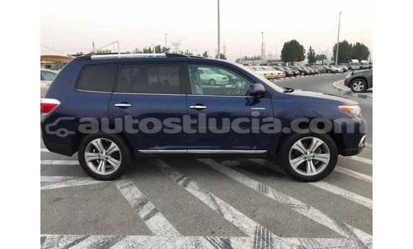 Buy Import Toyota Highlander Blue Car in Import - Dubai in Anse-la-Raye Buy Import Toyota Highlander Blue Car in Import - Dubai in Anse-la-Raye
