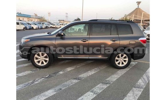Buy Import Toyota Highlander Other Car in Import - Dubai in Anse-la-Raye Buy Import Toyota Highlander Other Car in Import - Dubai in Anse-la-Raye