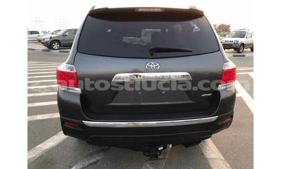 Buy Import Toyota Highlander Other Car in Import - Dubai in Anse-la-Raye Buy Import Toyota Highlander Other Car in Import - Dubai in Anse-la-Raye