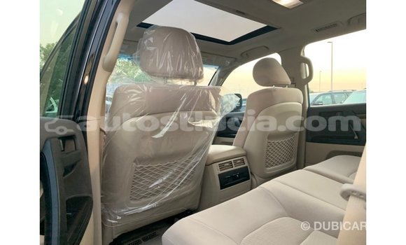 Buy Import Toyota Land Cruiser Black Car in Import - Dubai in Anse-la-Raye Buy Import Toyota Land Cruiser Black Car in Import - Dubai in Anse-la-Raye
